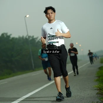 Runner Photo 8806491