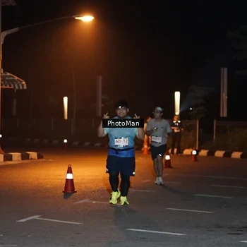 Runner Photo 8806498