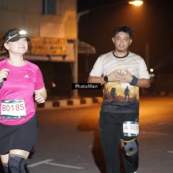 Runner Photo 8806499