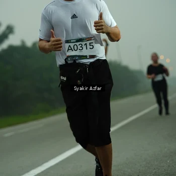 Runner Photo 8806506