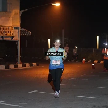 Runner Photo 8806535