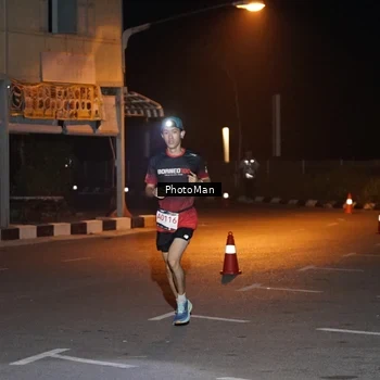Runner Photo 8806549