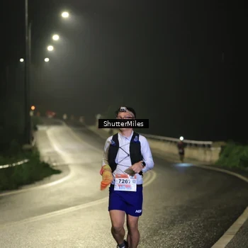 Runner Photo 8806745