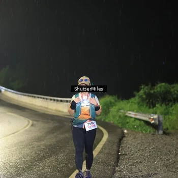 Runner Photo 8807040