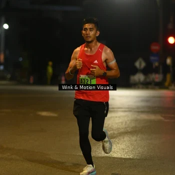 Runner Photo 8808003