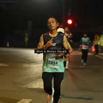 Runner Photo 8808040