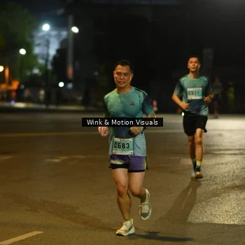 Runner Photo 8808118