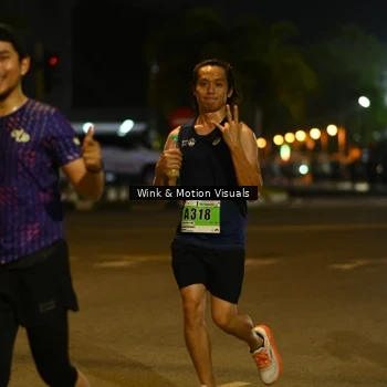 Runner Photo 8808688