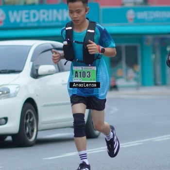 Runner Photo 8808691