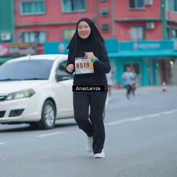 Runner Photo 8808695