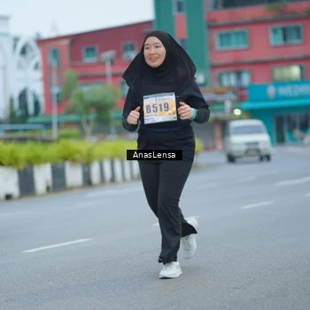 Runner Photo 8808711