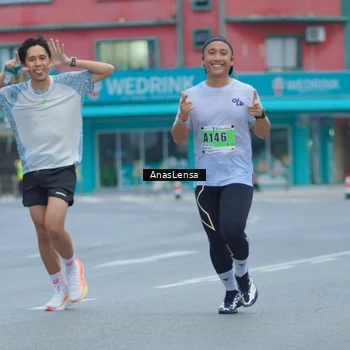 Runner Photo 8808732