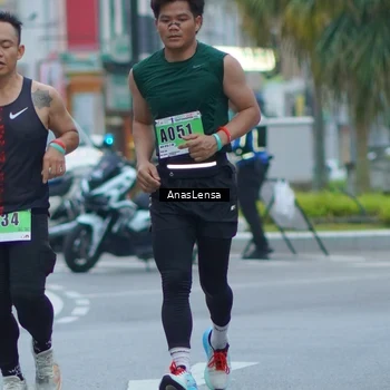 Runner Photo 8808781