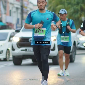 Runner Photo 8808824