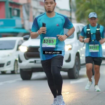 Runner Photo 8808843