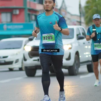 Runner Photo 8808846