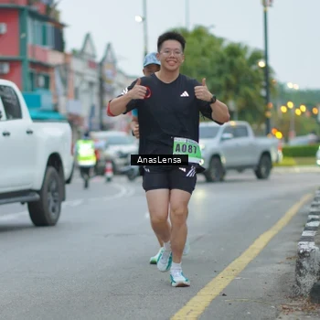 Runner Photo 8808870