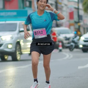 Runner Photo 8808890