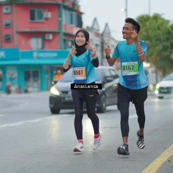 Runner Photo 8808923