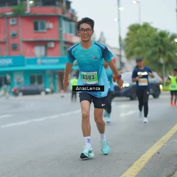 Runner Photo 8808992