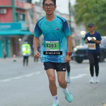 Runner Photo 8808993