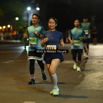 Runner Photo 8809003