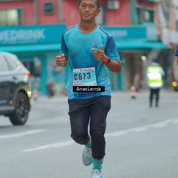 Runner Photo 8809021