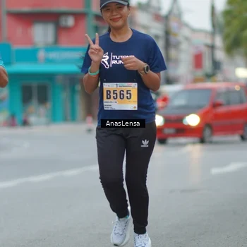 Runner Photo 8809023