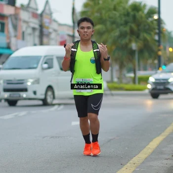 Runner Photo 8809040
