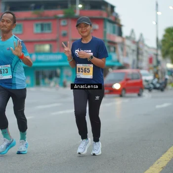 Runner Photo 8809041