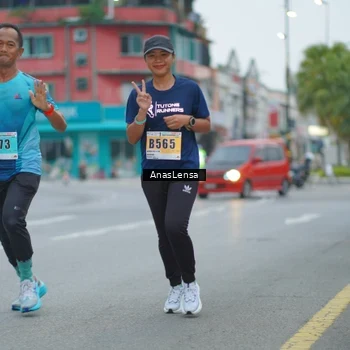Runner Photo 8809051