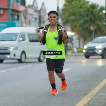 Runner Photo 8809063