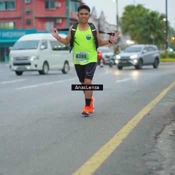 Runner Photo 8809067