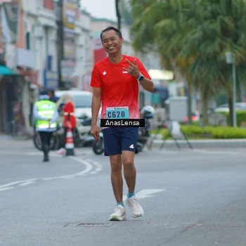Runner Photo 8809078