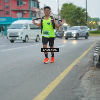 Runner Photo 8809081