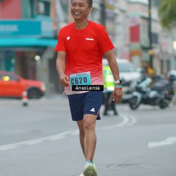 Runner Photo 8809093