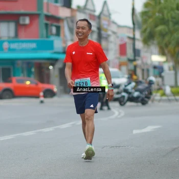 Runner Photo 8809096