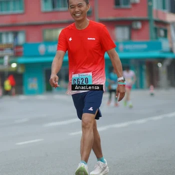 Runner Photo 8809110