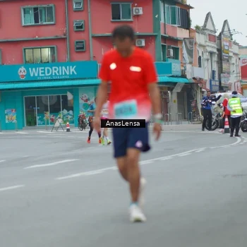 Runner Photo 8809111