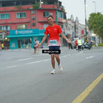 Runner Photo 8809113