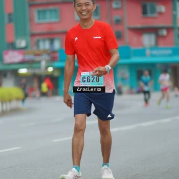 Runner Photo 8809131