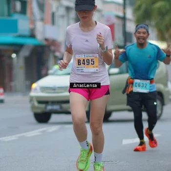 Runner Photo 8809132