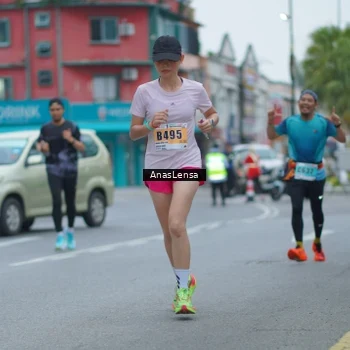 Runner Photo 8809147