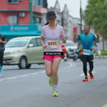 Runner Photo 8809150