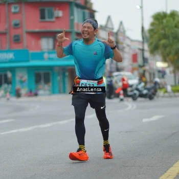 Runner Photo 8809174