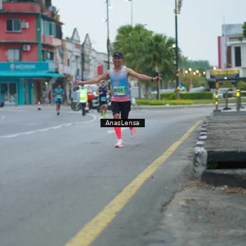 Runner Photo 8809189