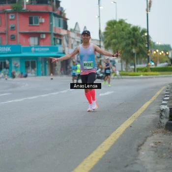 Runner Photo 8809193