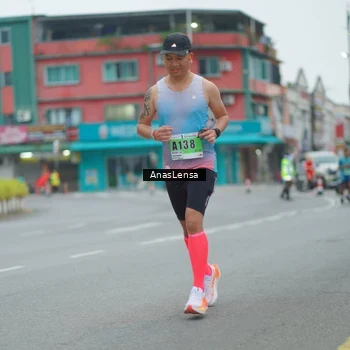 Runner Photo 8809213