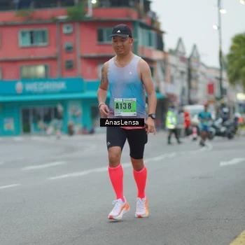 Runner Photo 8809214
