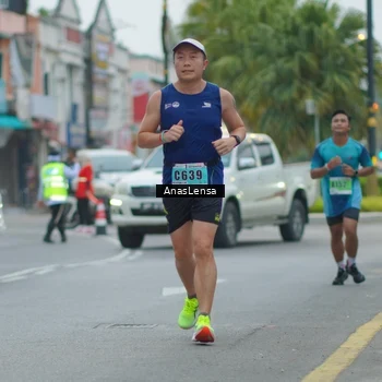 Runner Photo 8809223